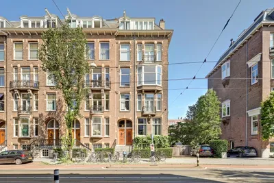 Apartment for rent on Koninginneweg in Amsterdam