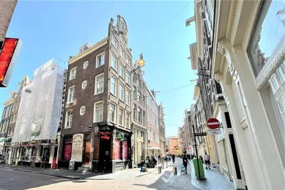 Apartment for rent on Zeedijk in Amsterdam
