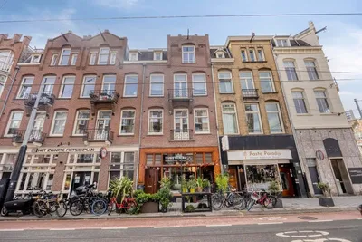Apartment for rent on Koninginneweg in Amsterdam