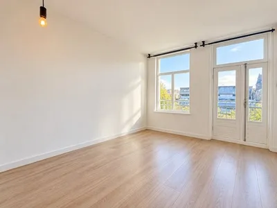 Apartment for rent on Verbindingstraat in Amsterdam