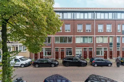 Apartment for rent on Reinwardtstraat in Amsterdam