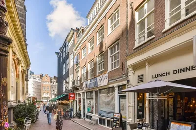 Apartment for rent on Gravenstraat in Amsterdam