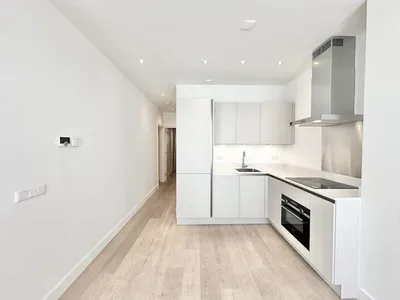 Apartment for rent on Van der Hoopstraat in Amsterdam