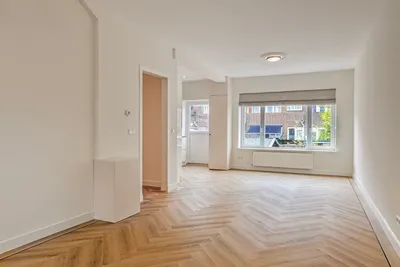 Apartment for rent on Zestienhovensekade in Rotterdam
