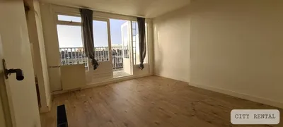 Studio for rent on Mathenesserweg in Rotterdam