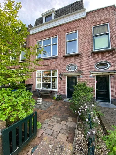 House for rent on Hoge Rijndijk in Leiden