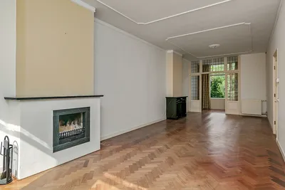 Apartment for rent on Rijklof van Goensstraat in 's-Gravenhage