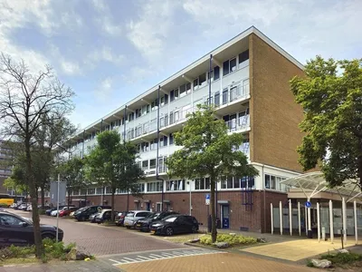 Apartment for rent on van Tuyll van Serooskerkenstraat in Voorburg