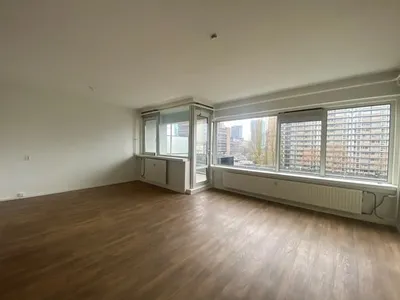 Apartment for rent on Kruiskade in Rotterdam