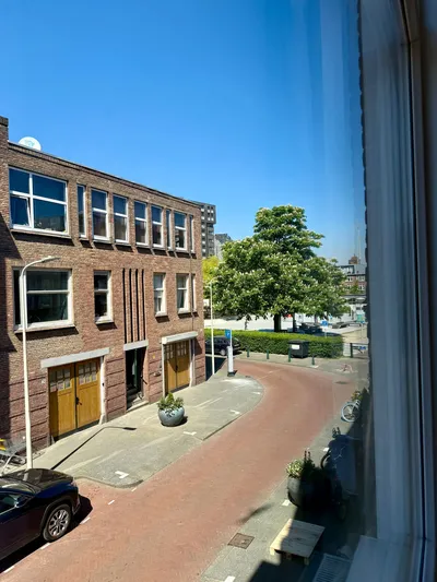Studio for rent on Zaanstraat in Den Haag